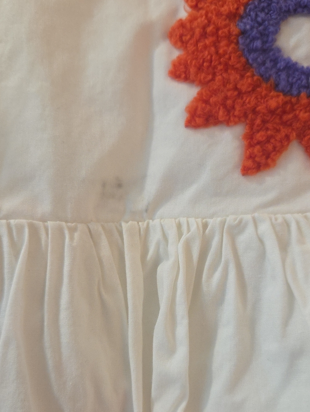 Mini BODEN White Floral Appliqué Kids Dress SIZE 6-7 - Picture 3 of 5